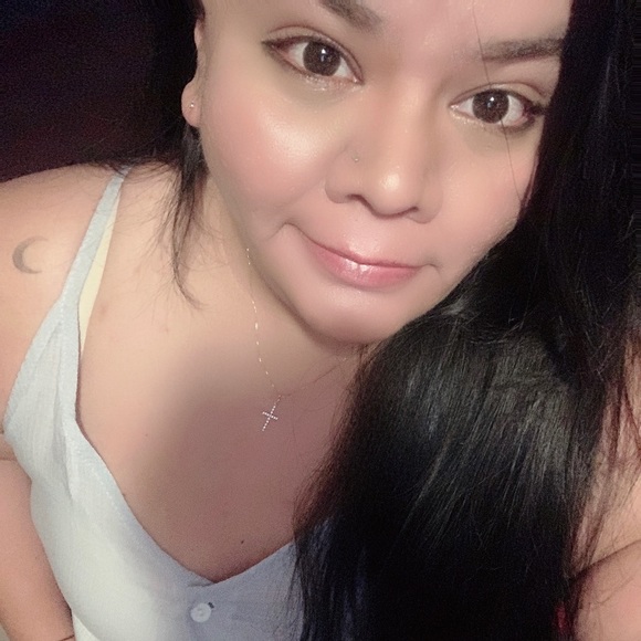 Meet your Posher, Alanis - Picture 4 of 4